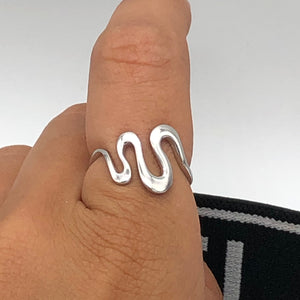 Silver Wavy Ring