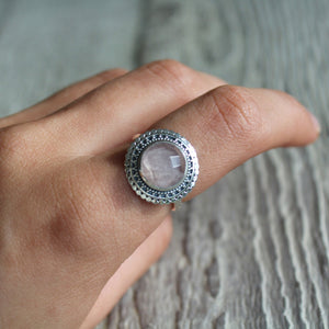 Sterling Silver Rose Quartz Circle Frame Ring