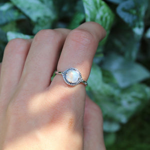 Sterling Silver Moonstone Wonderland Oval