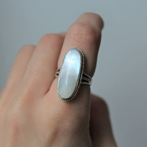 Mother of Pearl X-Large Oval