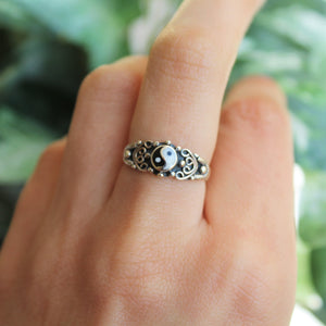 Yin Yang Circle Ring