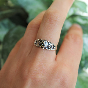 Yin Yang Circle Ring