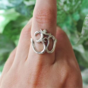 Silver Om Sign Cutout Ring