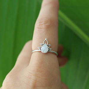 Sterling Silver Moonstone Petal Henna Ring