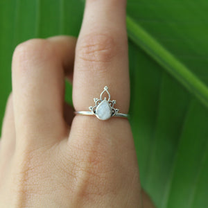 Sterling Silver Moonstone Petal Henna Ring