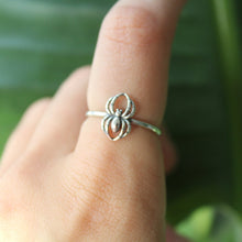 Load image into Gallery viewer, Sterling Silver Spider Ring
