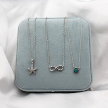 Load image into Gallery viewer, Sterling Silver Starfish Jewel Necklace
